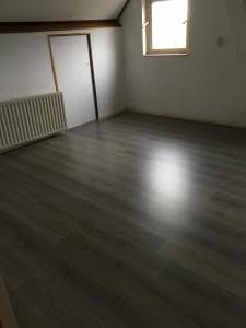 Laminaatvloer zolder gelegd